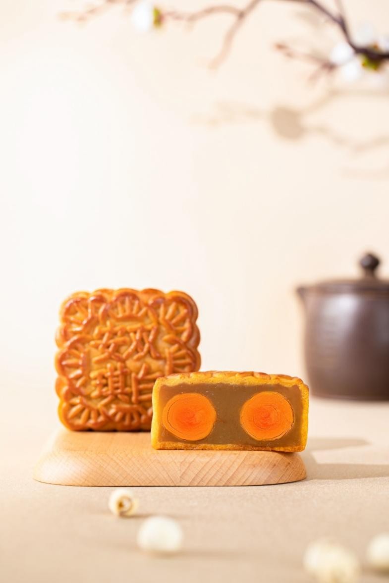 安琪双黄纯白莲蓉月饼,月饼中的绝绝子