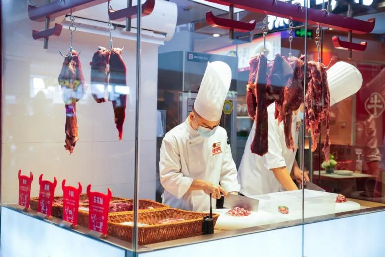 舌尖上的湖湘漫游，深圳三家湘菜店藏着地道鲜辣